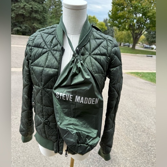 Steve Madden Jackets & Blazers - STEVE MADDEN Green packable puffer jacket
